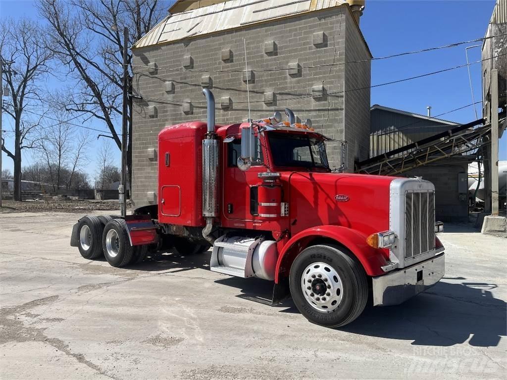Peterbilt 378 Naudoti vilkikai