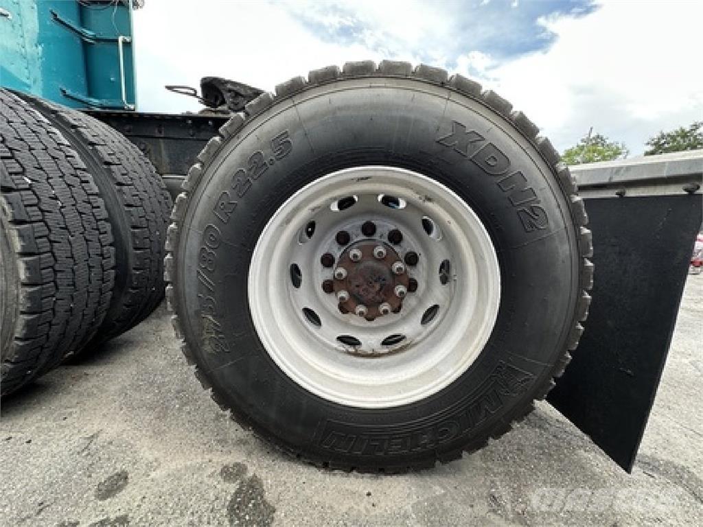 Peterbilt 379 Naudoti vilkikai