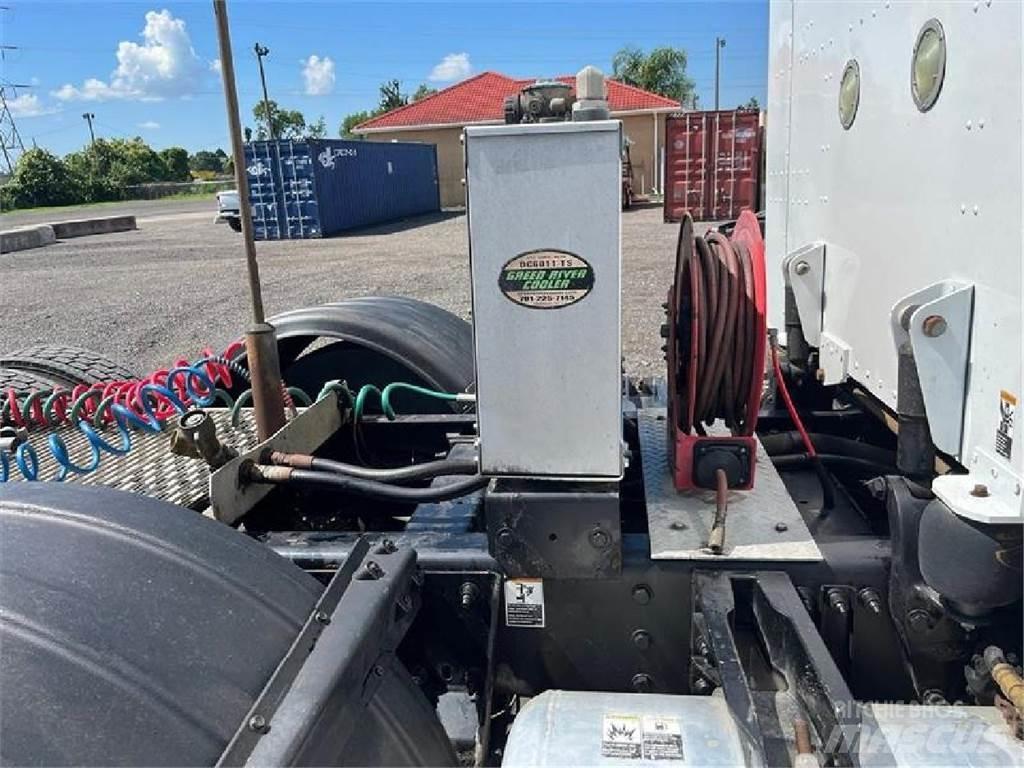Peterbilt 389 Naudoti vilkikai