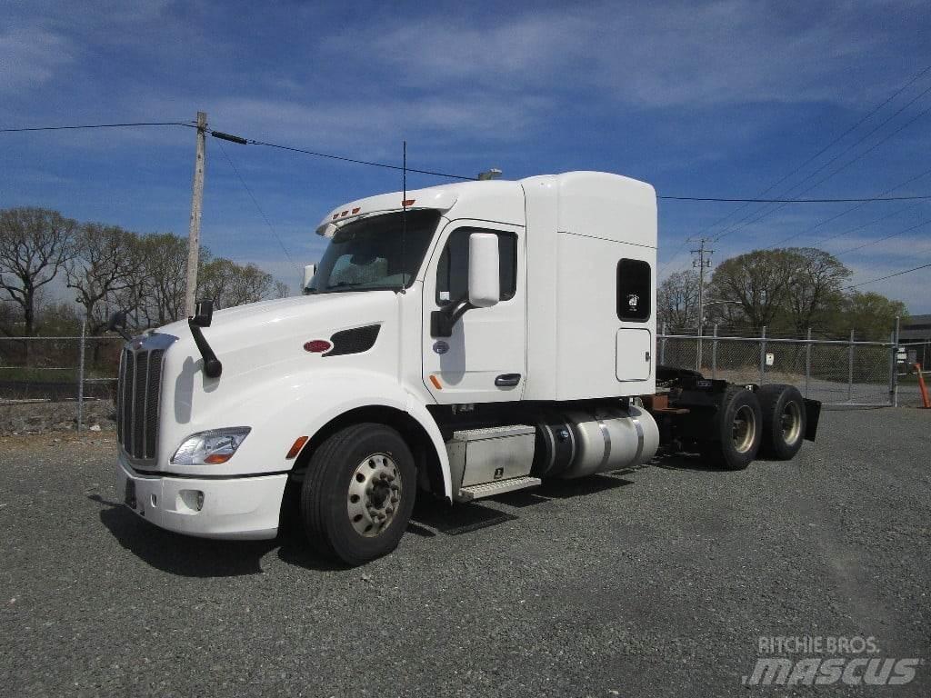 Peterbilt 579 Naudoti vilkikai