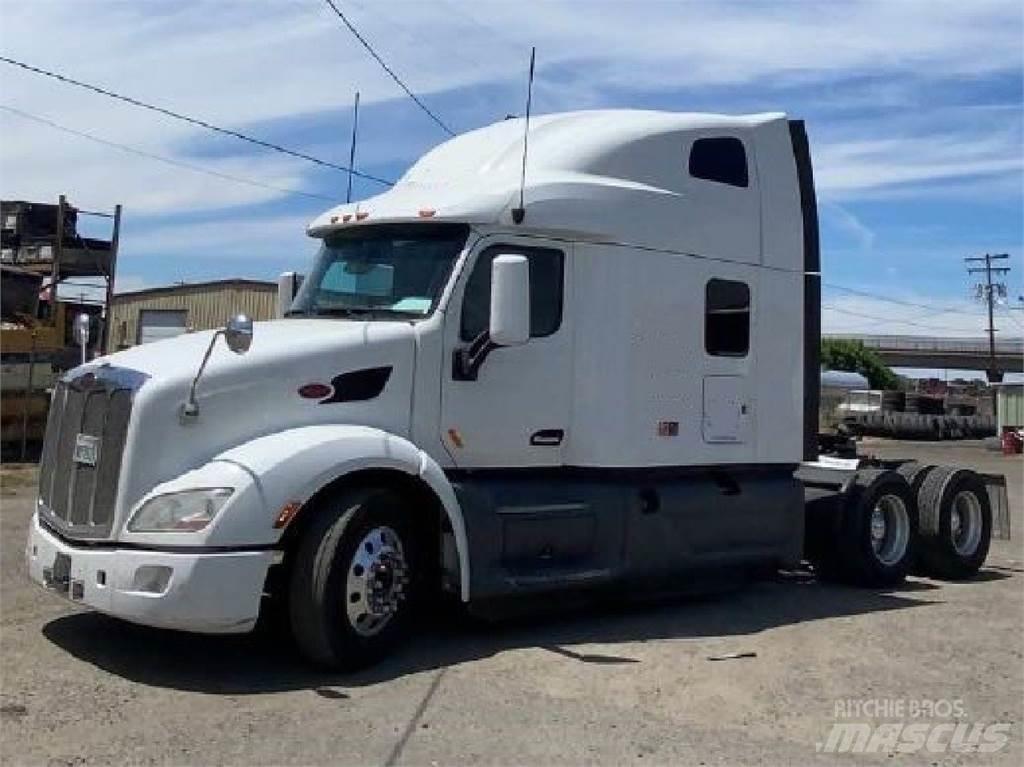 Peterbilt 579 Naudoti vilkikai