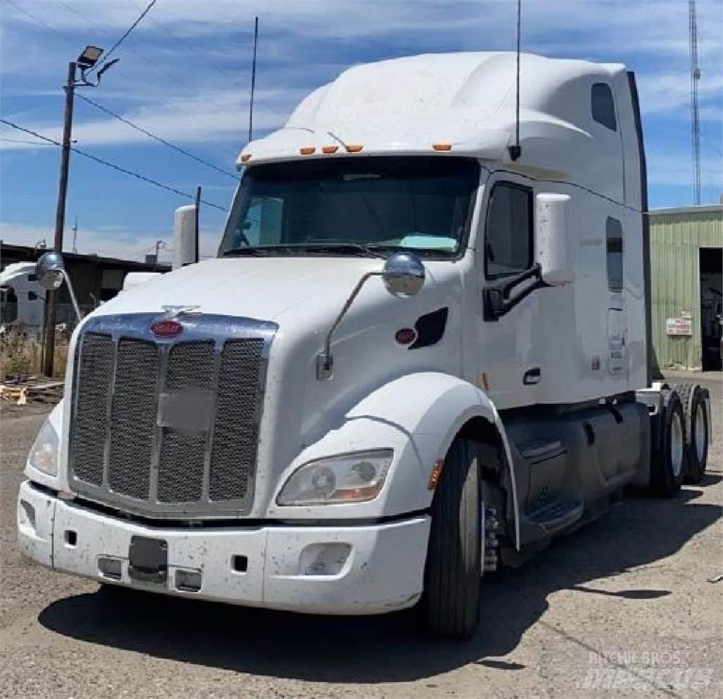 Peterbilt 579 Naudoti vilkikai