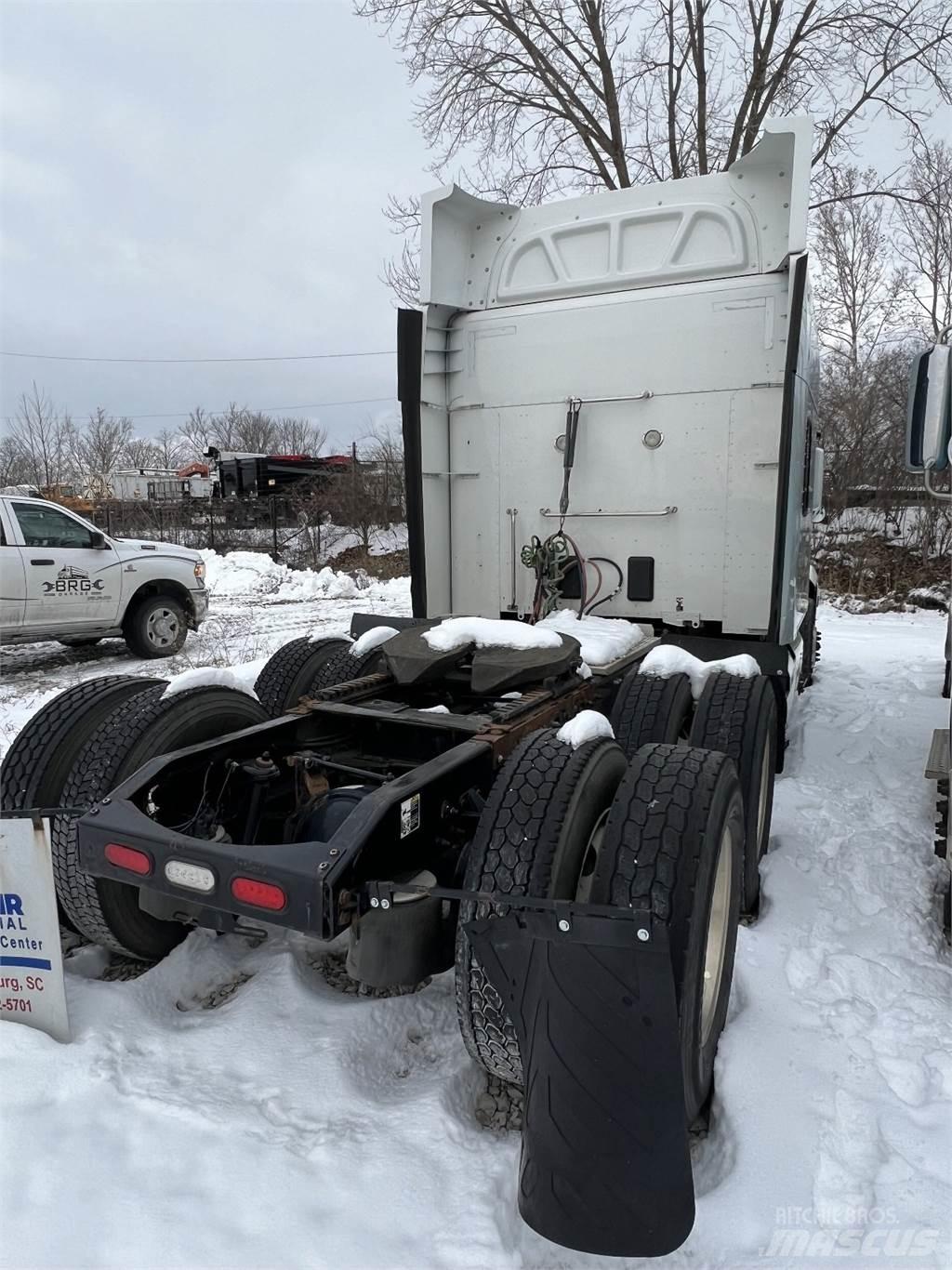 Peterbilt 579 Naudoti vilkikai