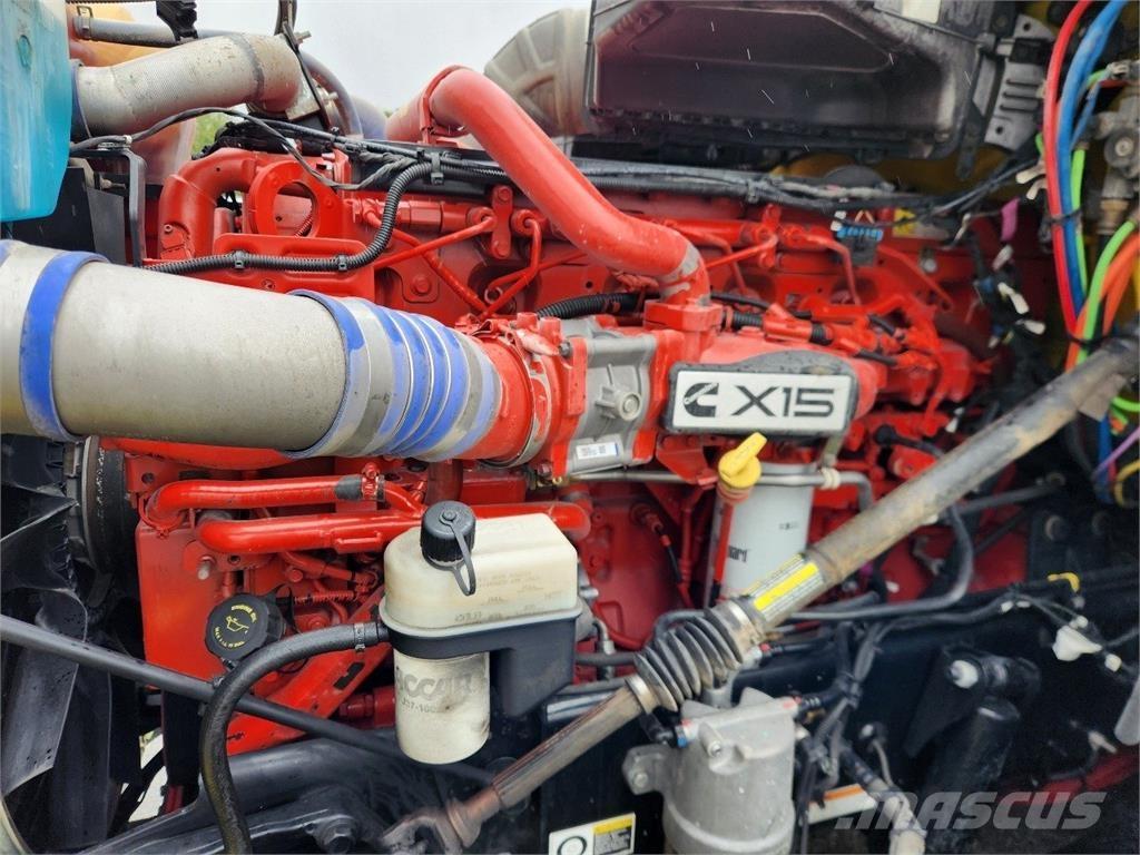 Peterbilt 579 Naudoti vilkikai