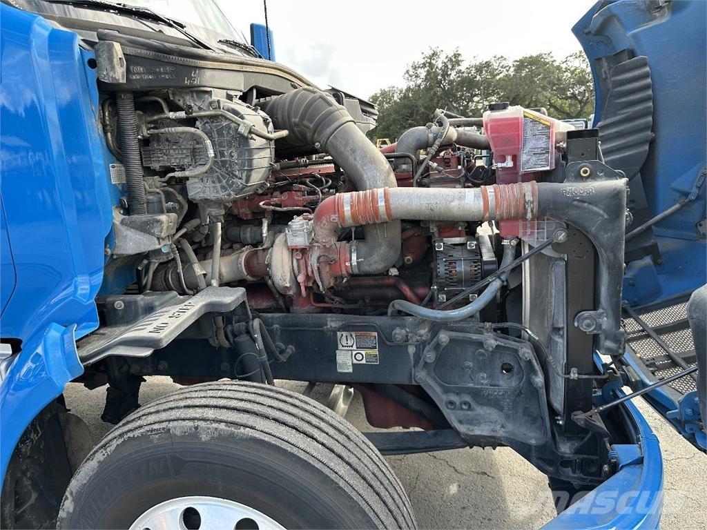 Peterbilt 579 Naudoti vilkikai