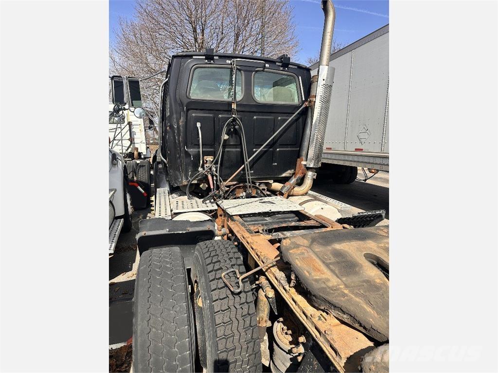 Sterling A9500 Naudoti vilkikai