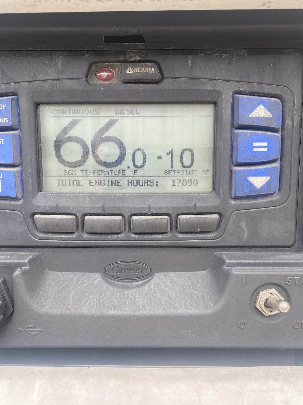 Utility 3000R Puspriekabės su izoterminiu kėbulu
