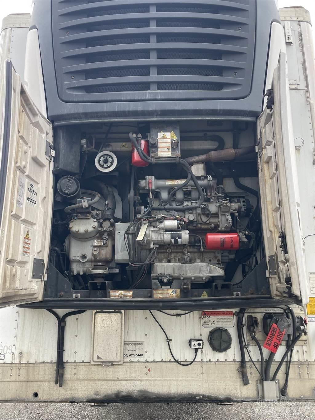 Utility 3000R Puspriekabės su izoterminiu kėbulu