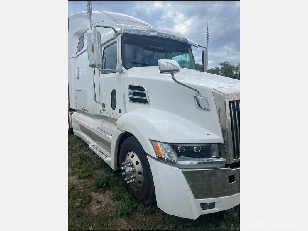 Western Star 5700XE Naudoti vilkikai