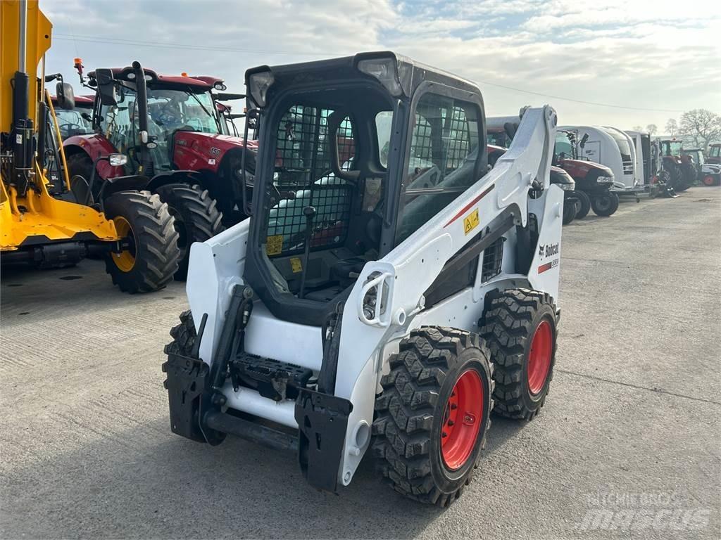 Bobcat S530 Krautuvai su šoniniu pasukimu