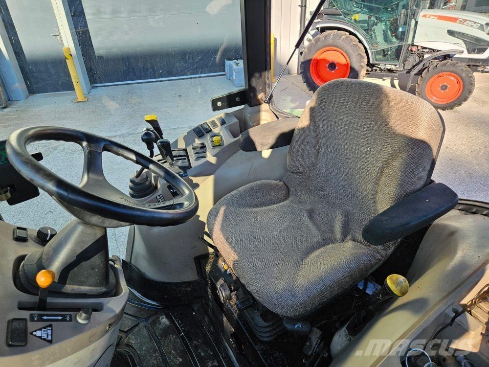 John Deere 3520 Traktoriai