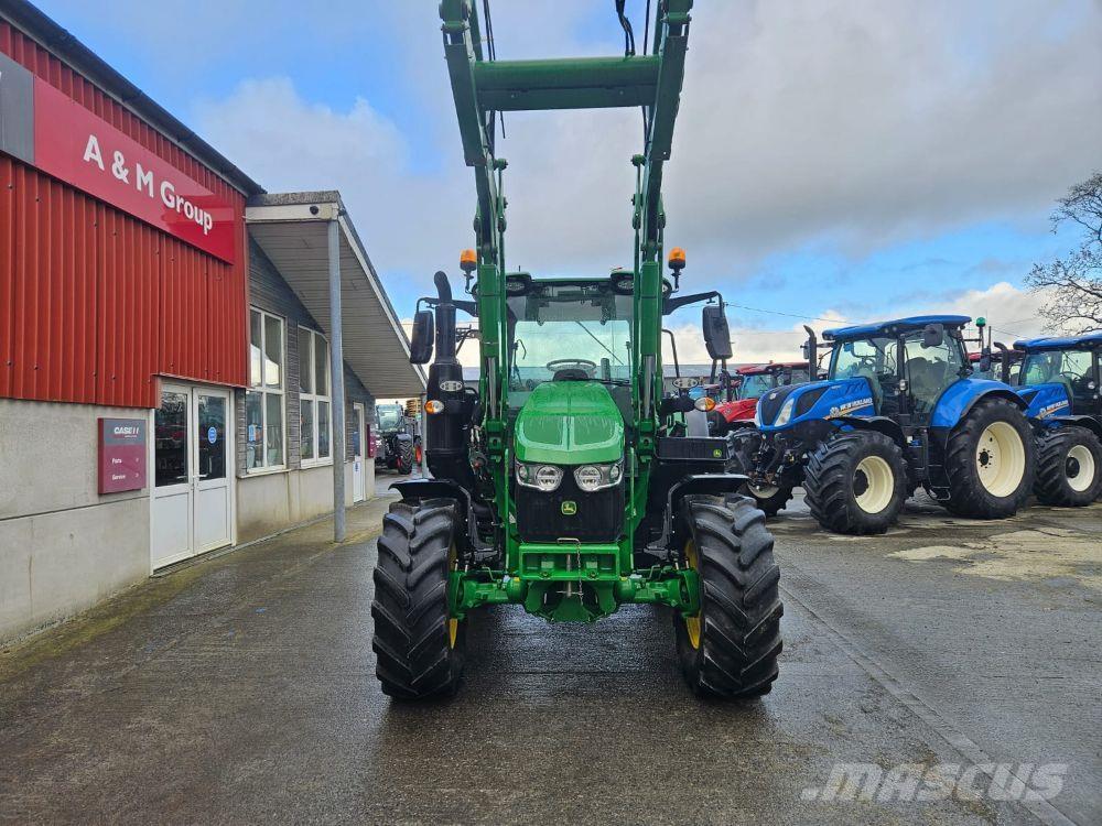 John Deere 6120M Traktoriai