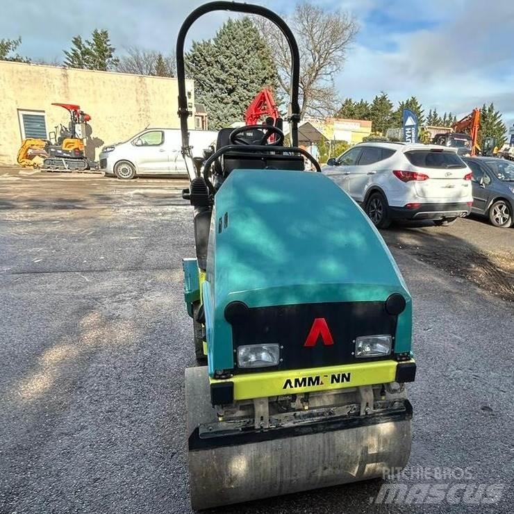 Ammann ARX16 AMMANN ARX16 Porinių būgnų volai
