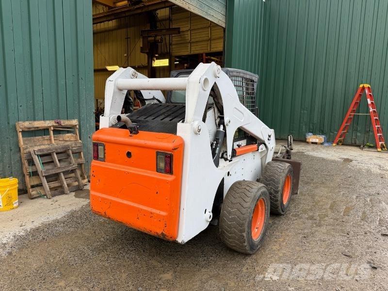 Bobcat S300 Statyba - Kita