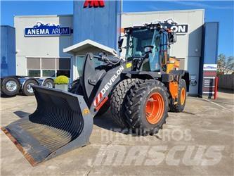 Develon DL220-7 Naudoti ratiniai krautuvai