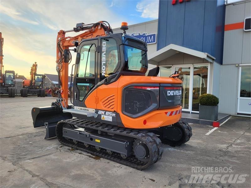 Develon DX85R-7 Vidutinės galios ekskavatoriai 7-12 t