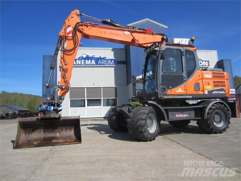 Doosan DX140W-3 Ratiniai ekskavatoriai