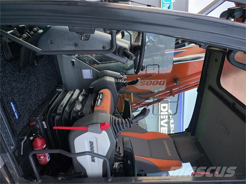 Doosan DX140W-5 Ratiniai ekskavatoriai