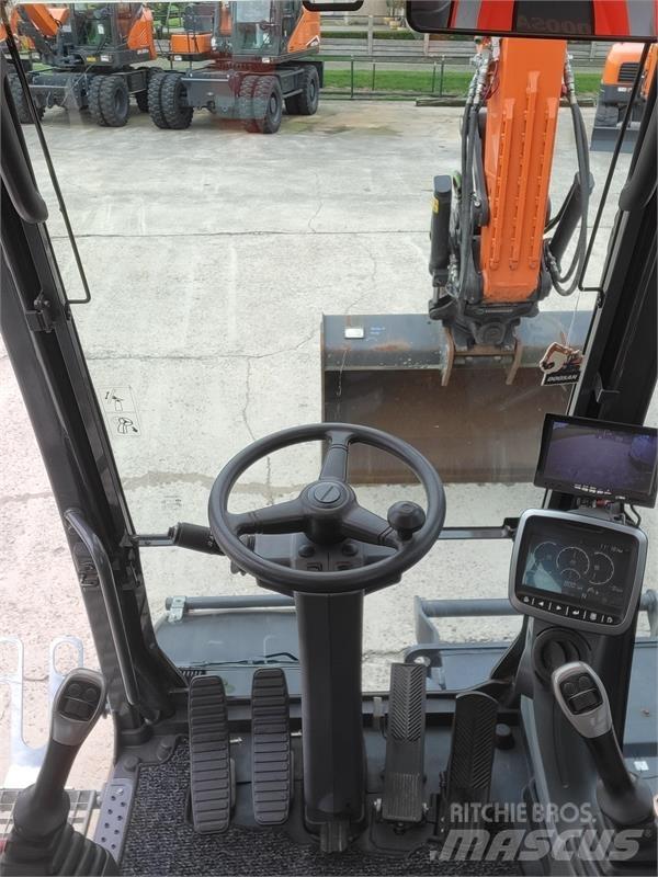 Doosan DX140W-5 Ratiniai ekskavatoriai