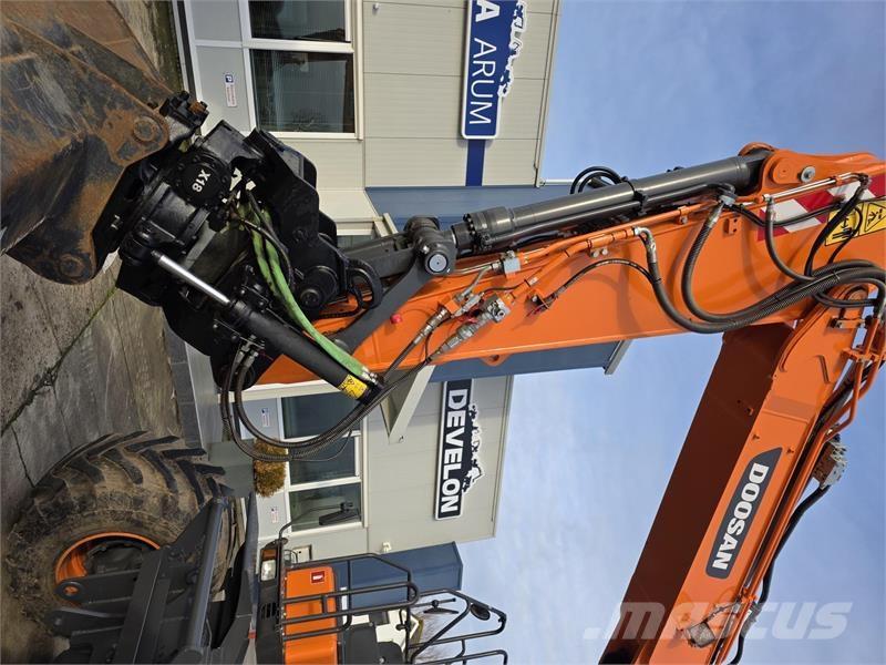 Doosan DX160W-5 Ratiniai ekskavatoriai