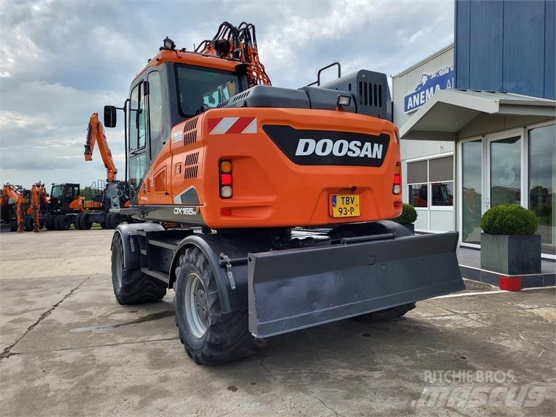 Doosan DX165W-5 Ratiniai ekskavatoriai