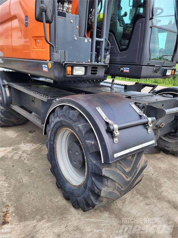 Doosan DX165W-5 Ratiniai ekskavatoriai