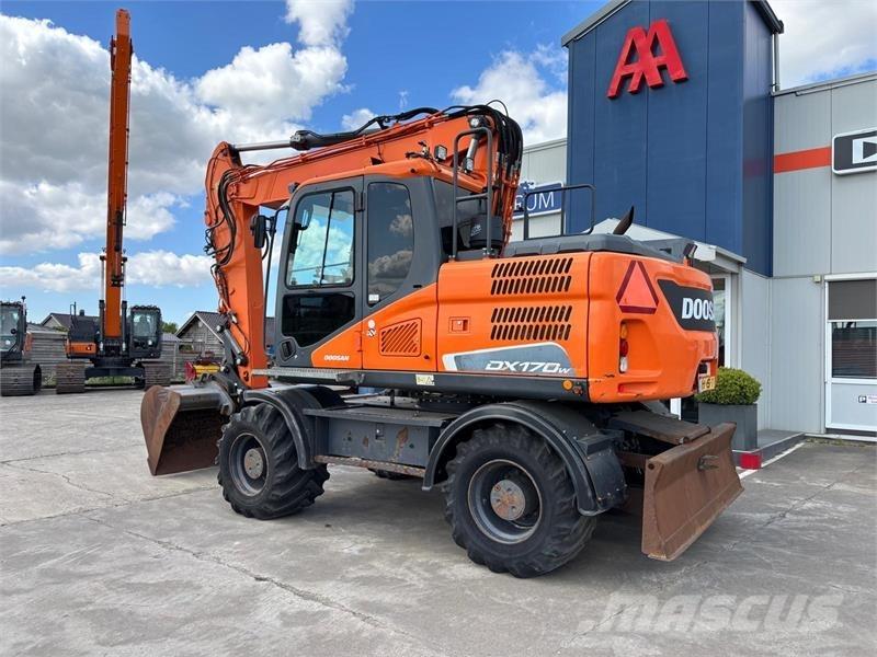 Doosan DX170W-5 Ratiniai ekskavatoriai