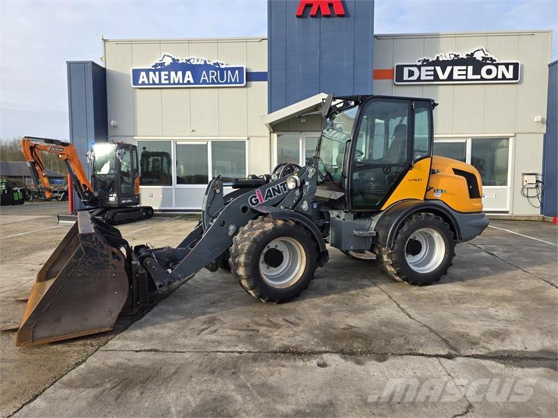 GiANT V761 Naudoti ratiniai krautuvai