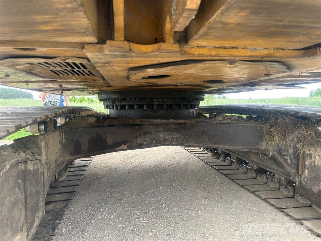 CAT 320D Vikšriniai ekskavatoriai