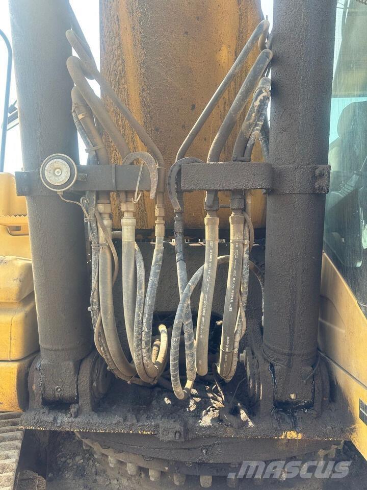 CAT 336D Vikšriniai ekskavatoriai