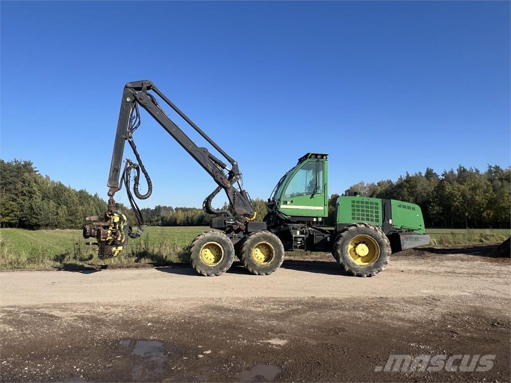 John Deere  Miško technika (Harvesteriai)