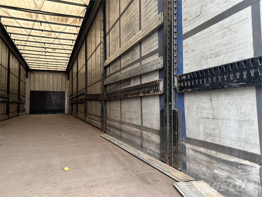 Krone  Tentinės puspriekabės