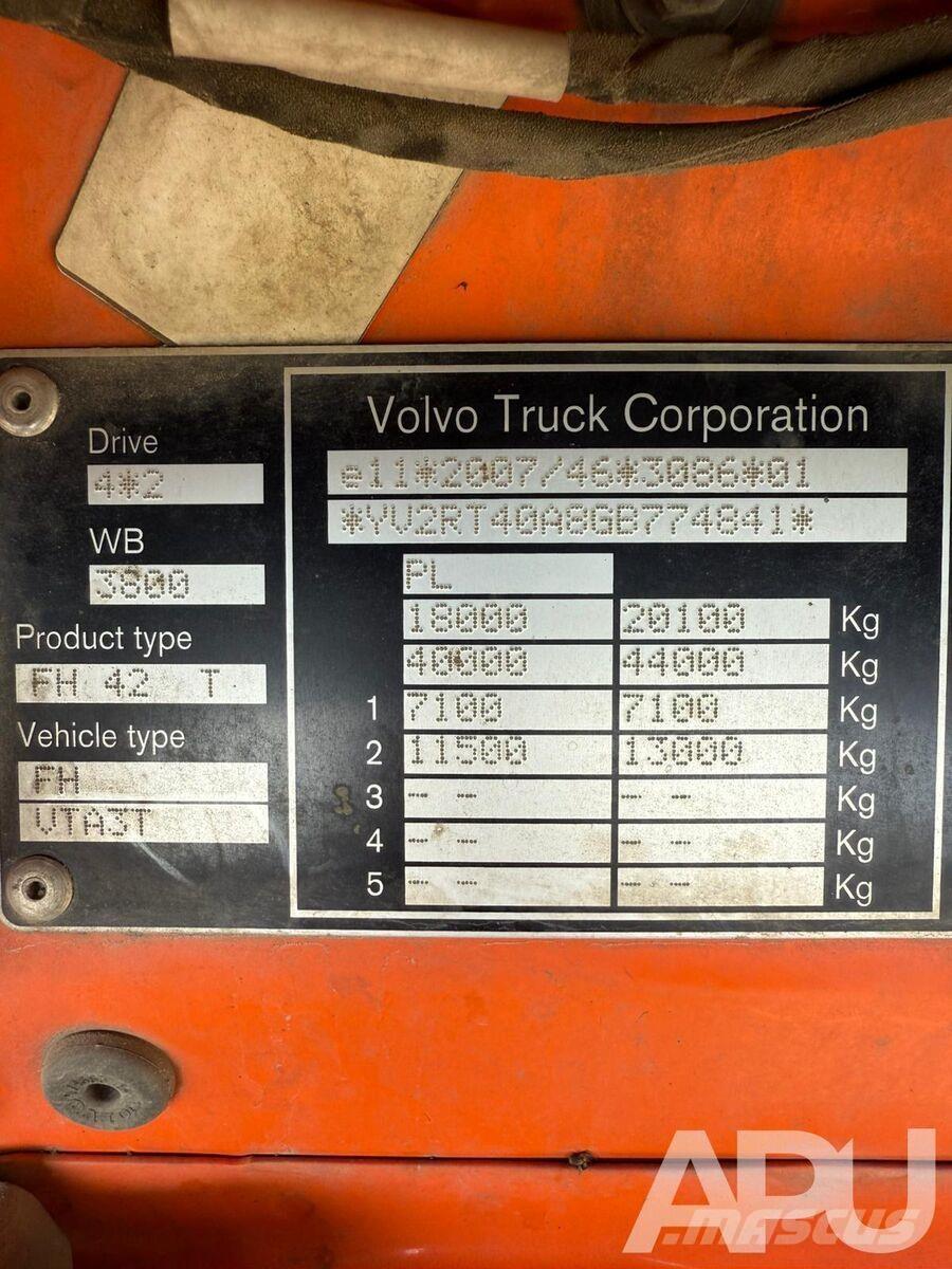 Volvo FH500 Savivarčių priekabų vilkikai