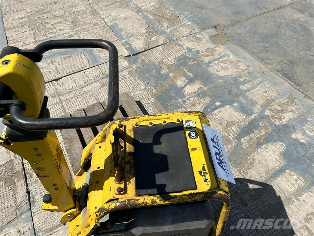 Wacker  Vibratoriai