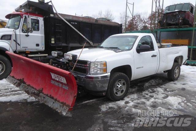 Chevrolet 2500HD Pikapai / Bortiniai sunkvežimiai