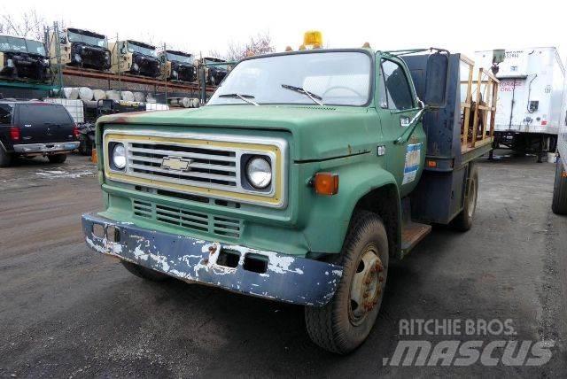 Chevrolet C60 Platformos/ Pakrovimas iš šono