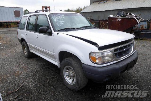 Ford Explorer Pikapai / Bortiniai sunkvežimiai