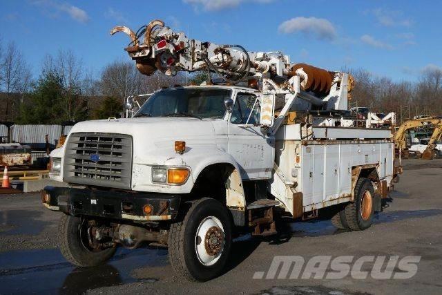 Ford F Series Mobilūs gręžimo bokštiniai sunkvežimiai