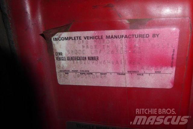 Ford L9000 Važiuoklė su kabina