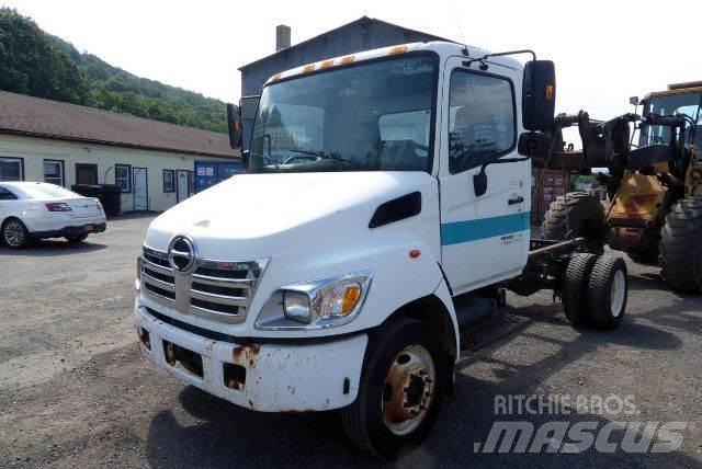 Hino NB165 Važiuoklė su kabina