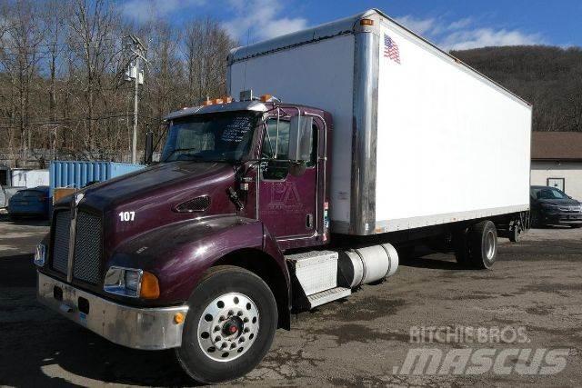 Kenworth T300 Sunkvežimiai su dengtu kėbulu