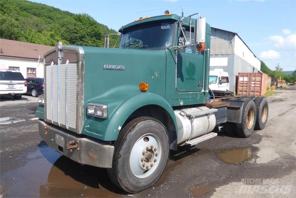 Kenworth W900B Važiuoklė su kabina