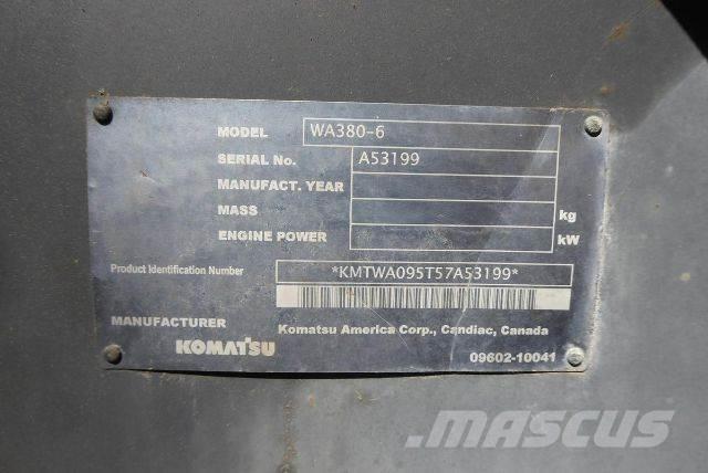 Komatsu WA380-6 Naudoti ratiniai krautuvai