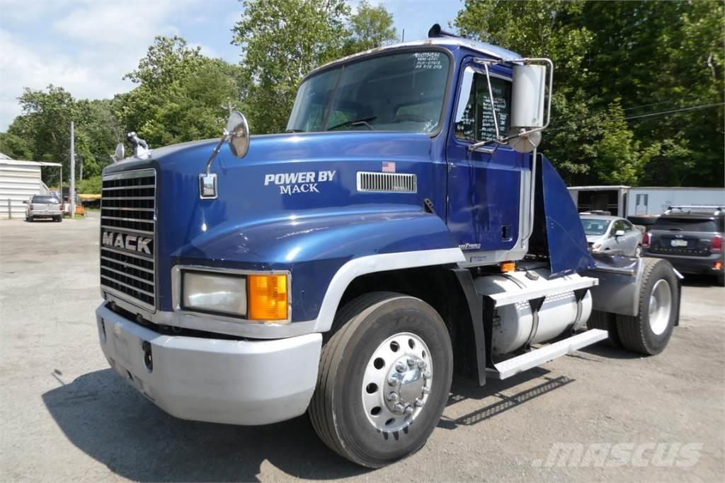 Mack CH612 Važiuoklė su kabina