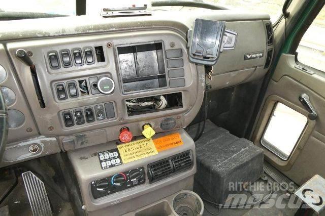 Mack CXN612 Važiuoklė su kabina
