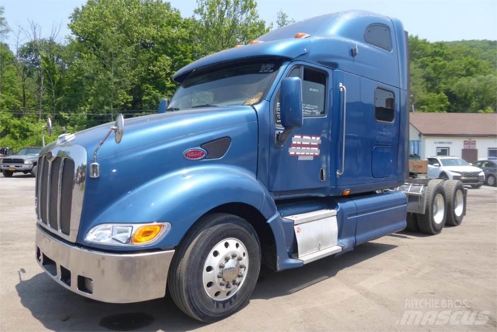 Peterbilt 387 Naudoti vilkikai