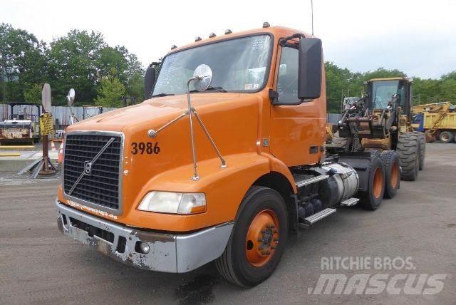 Volvo VNM64T Važiuoklė su kabina