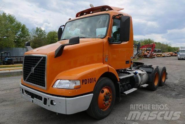 Volvo VNM64T Važiuoklė su kabina