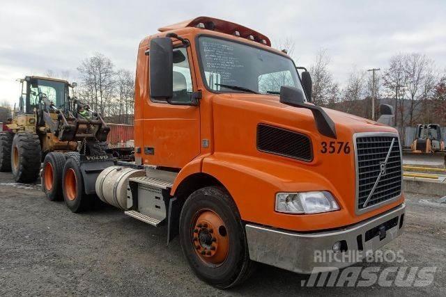 Volvo VNM64T Važiuoklė su kabina