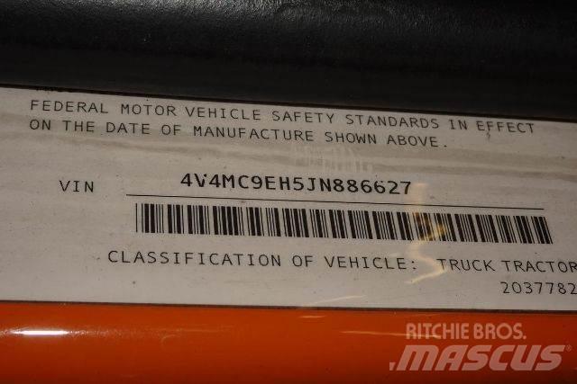 Volvo VNM64T Važiuoklė su kabina